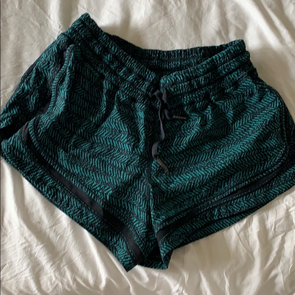 Hotty Hot Short Lululemon